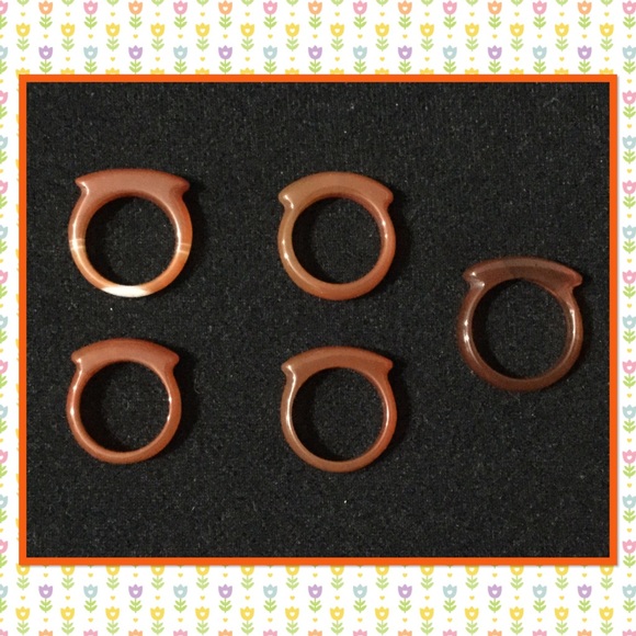 Elegant natural red agate jade ring - Picture 2 of 5